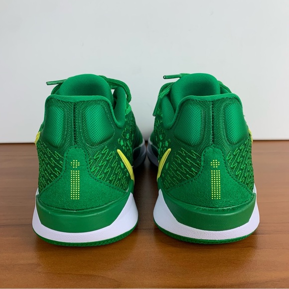 Nike Sabrina 2 “Oregon Ducks” Basketball Shoes - Picture 6 of 15